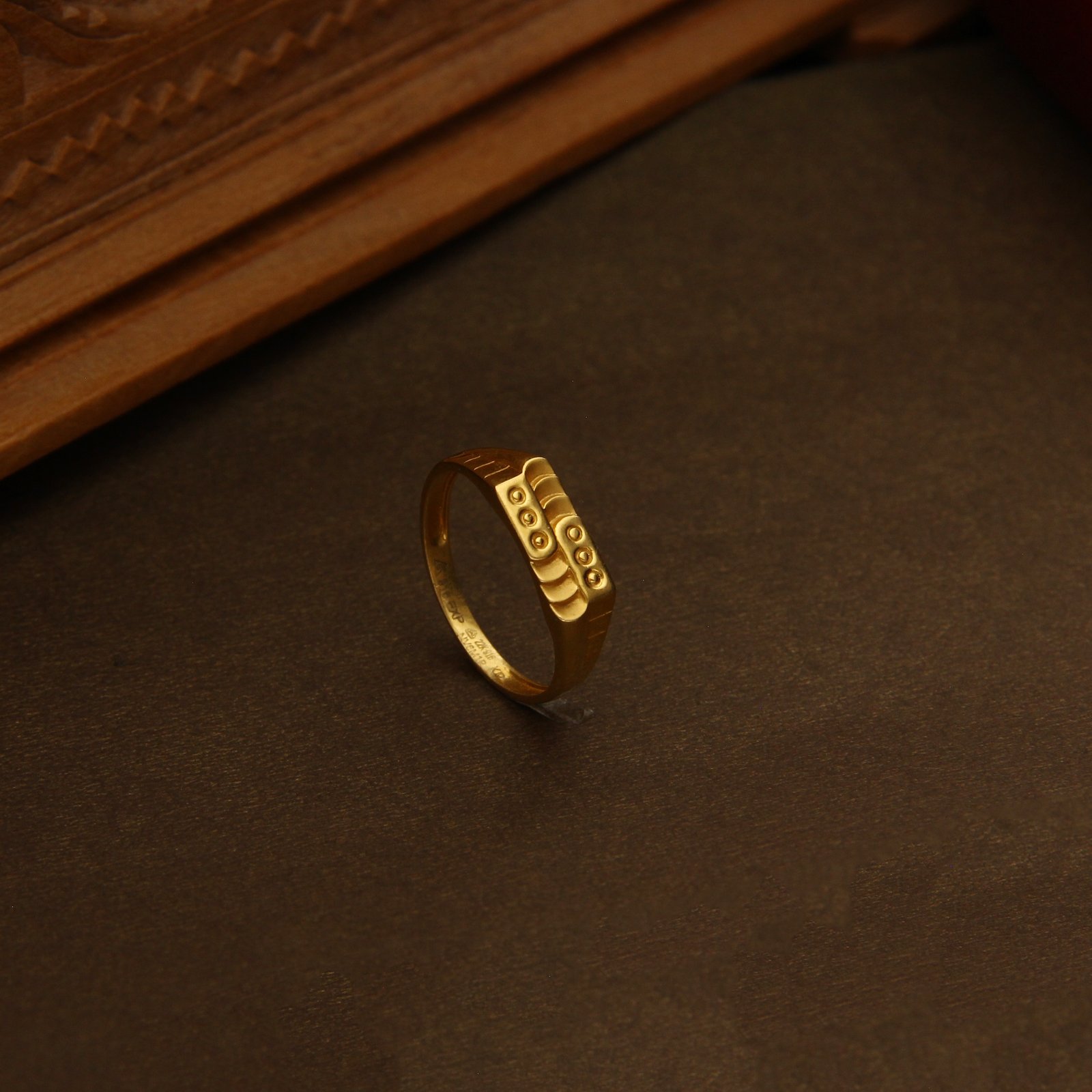 GENTS RING